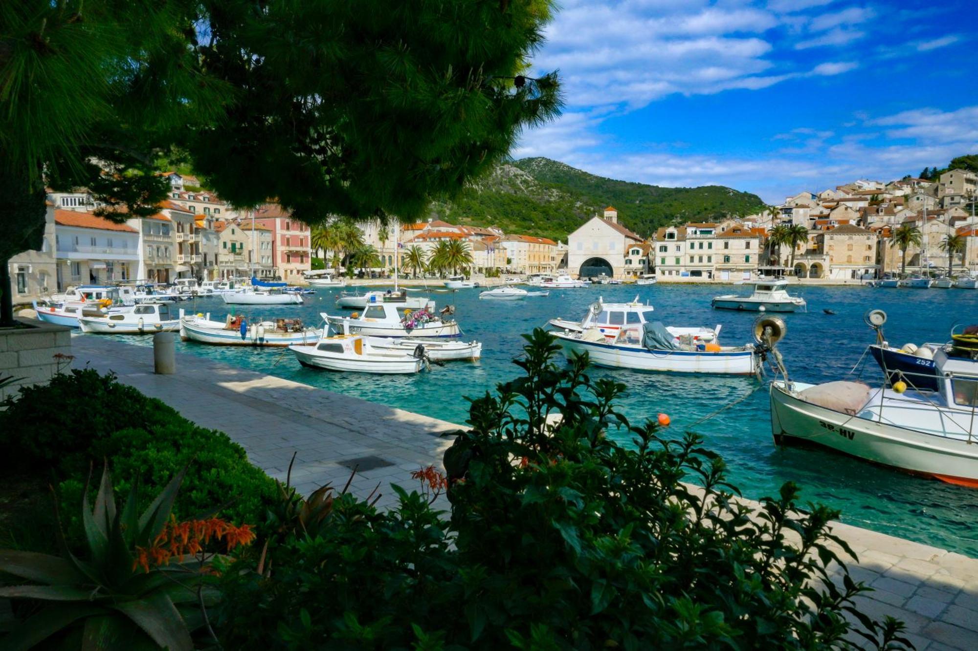 Hotel Fortuna Μίλνα Εξωτερικό φωτογραφία